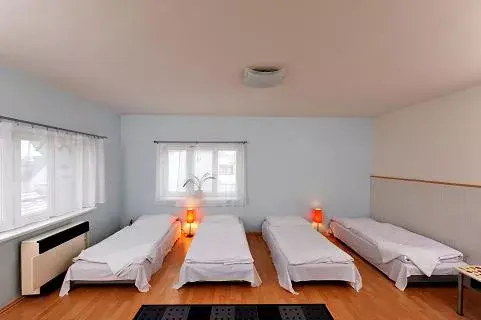 Photo 3 of Euro Hostel Krakovska
