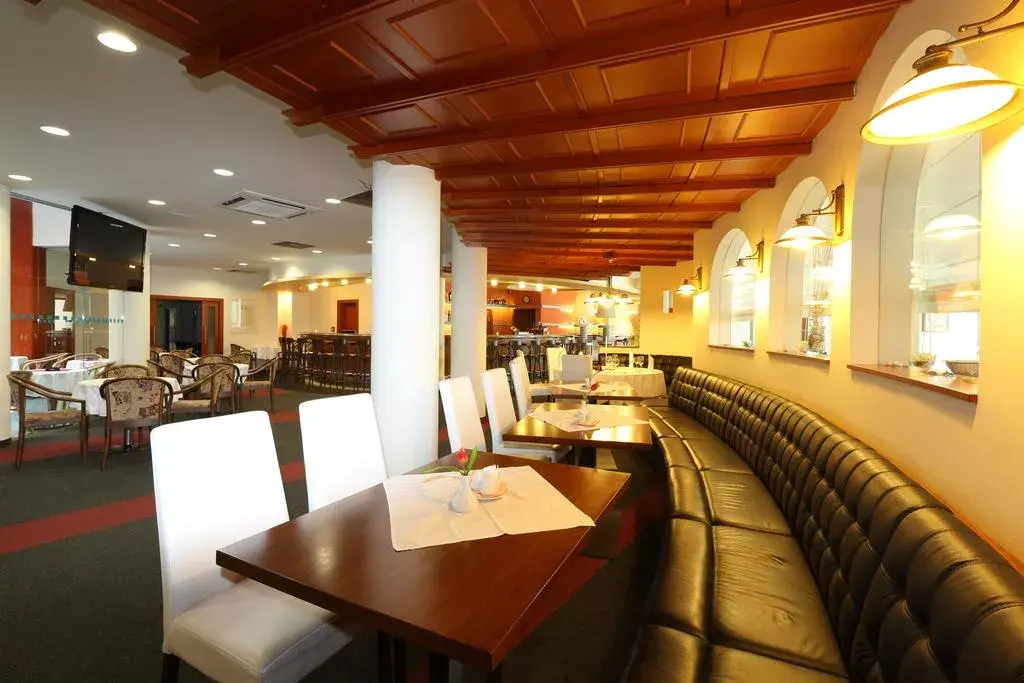 Photo 4 of Hotel JANA