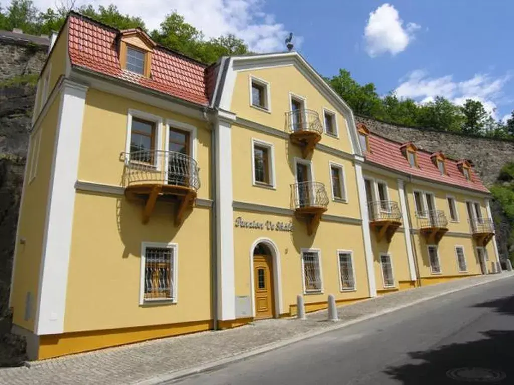Penzion Ve Skále, Hostel Loket, Loket