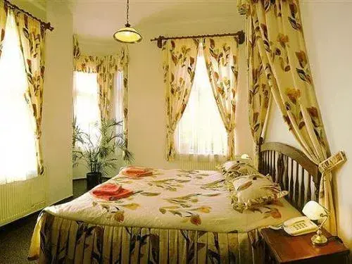 Photo 2 of HOTEL LAFAYETTE