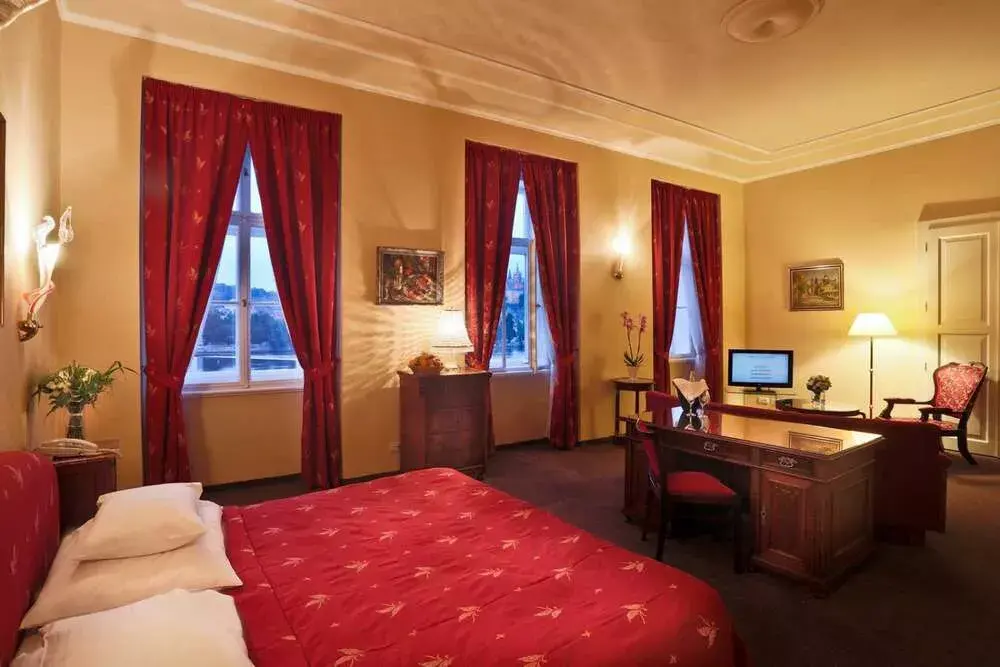 Photo 2 of Hotel Leonardo