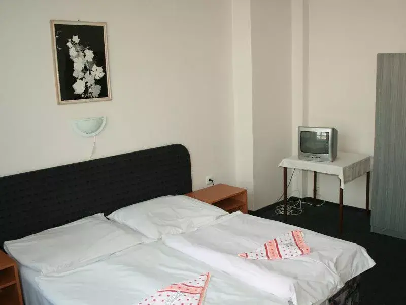 Photo 4 of Hotel Helena