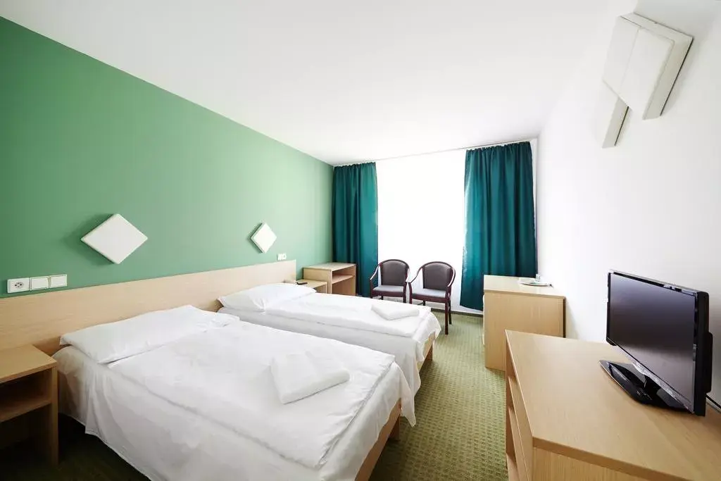 Photo 3 of Mars hotel