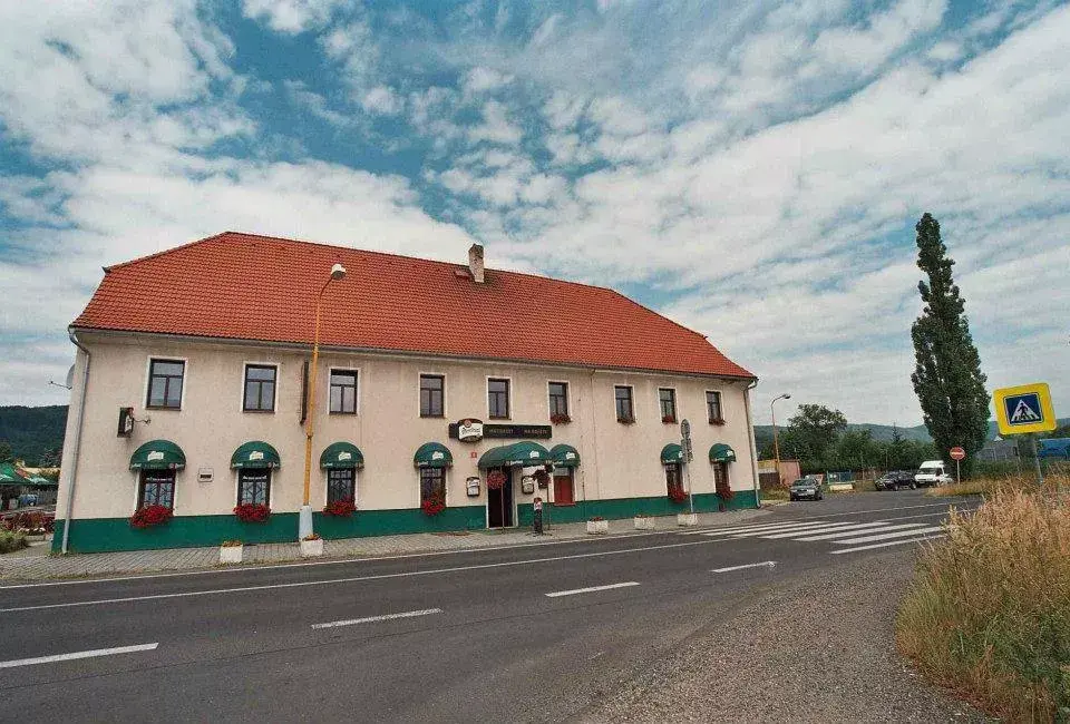 Motorest penzion Na Bojišti