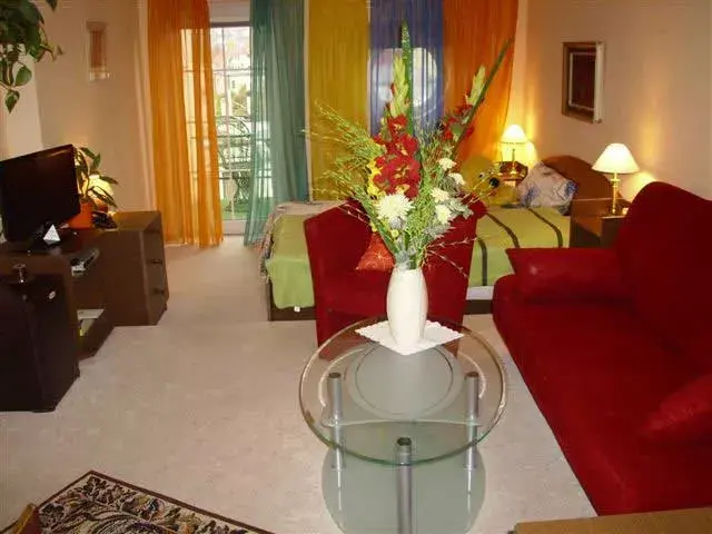Photo 5 of M-Pension