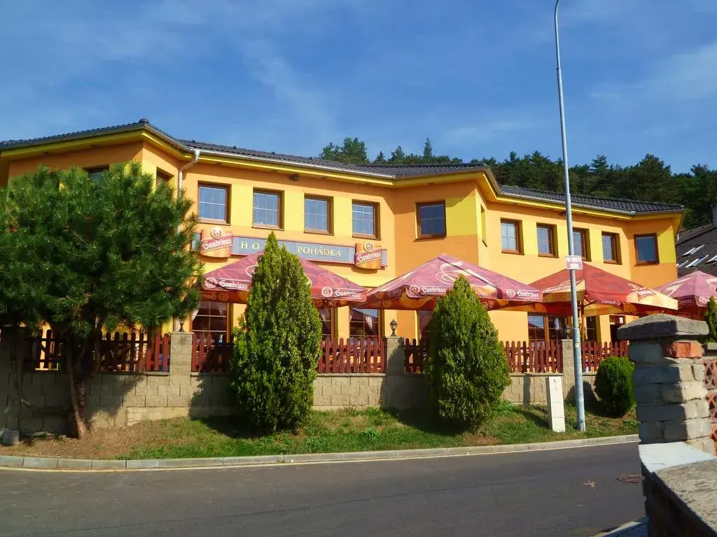 Hotel Pohádka, Most