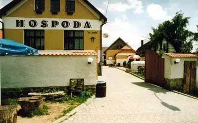 Kadov