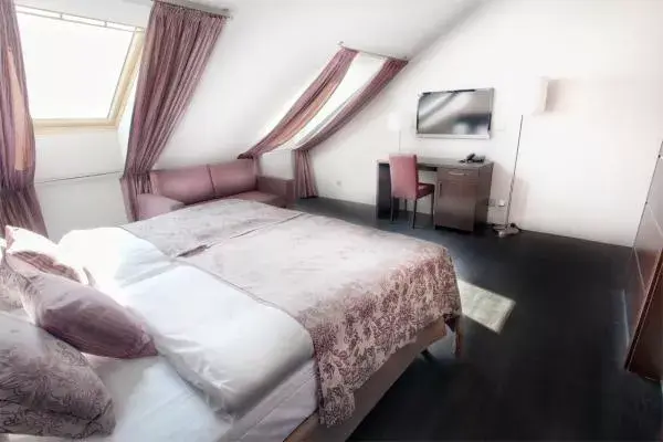 Photo 2 of Hotel Old Town