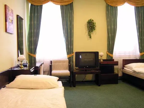 Photo 3 of Hotel Omega