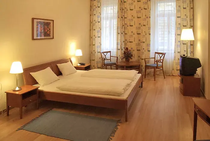 HOTEL ORION, Praga Vinohrady