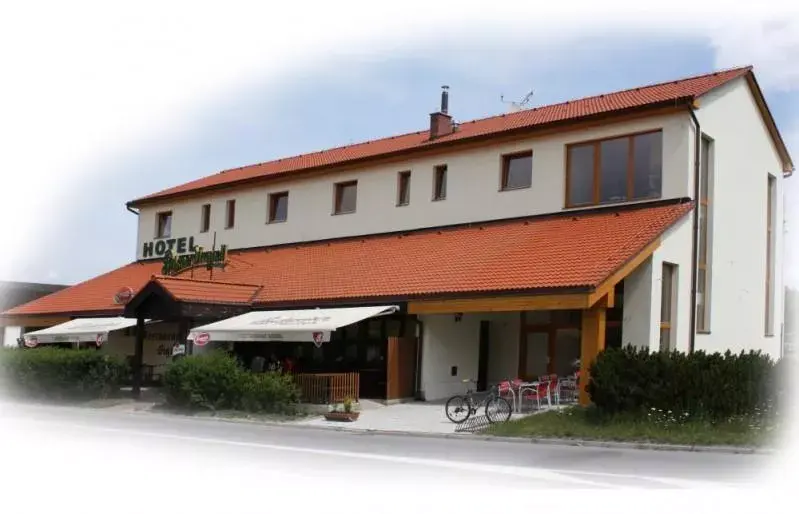 Hotel Signál Pardubice - Dubina, Pardubice Studánka
