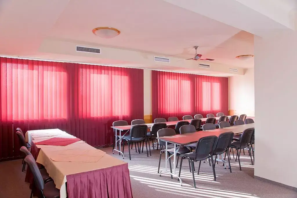 Photo 4 of Hotel Trim