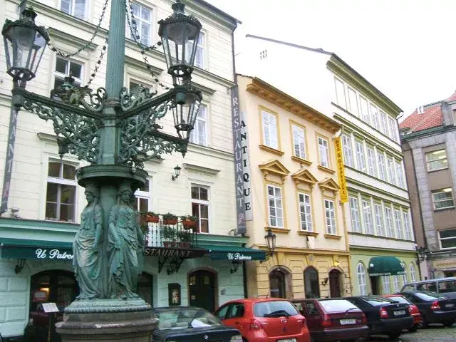 Pension Charles Bridge B&B, Prague Lesser Town