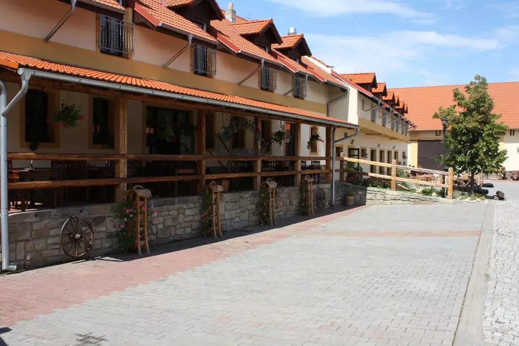 Photo 3 of HOTEL LONY