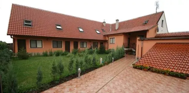 Penzion a Apartmány Miromar
