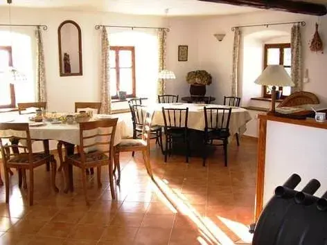 Photo 5 of Vinický dvůr