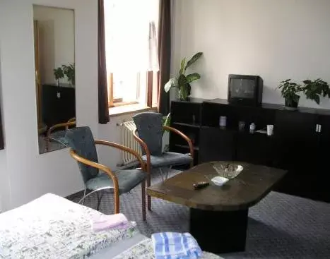 Penzion Q, Stříbro
