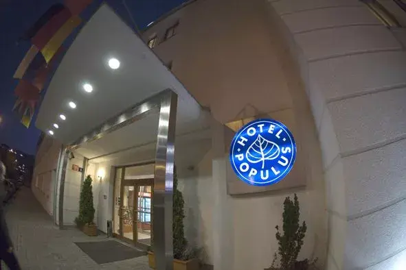 EA HOTEL POPULUS, Praha Žižkov