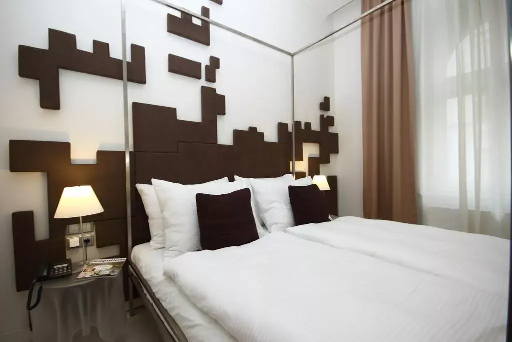 Photo 2 of Hotel Pure White