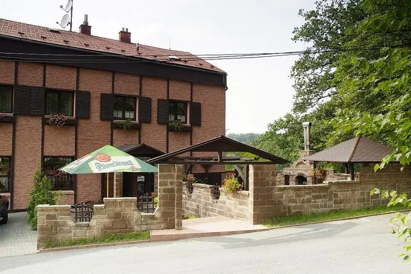 Restaurace a penzion "U MÁMY", Friedeck-Mistek Frýdek