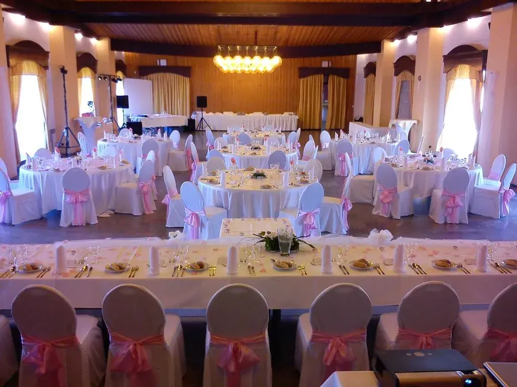 Photo 4 of HOTEL FLORET