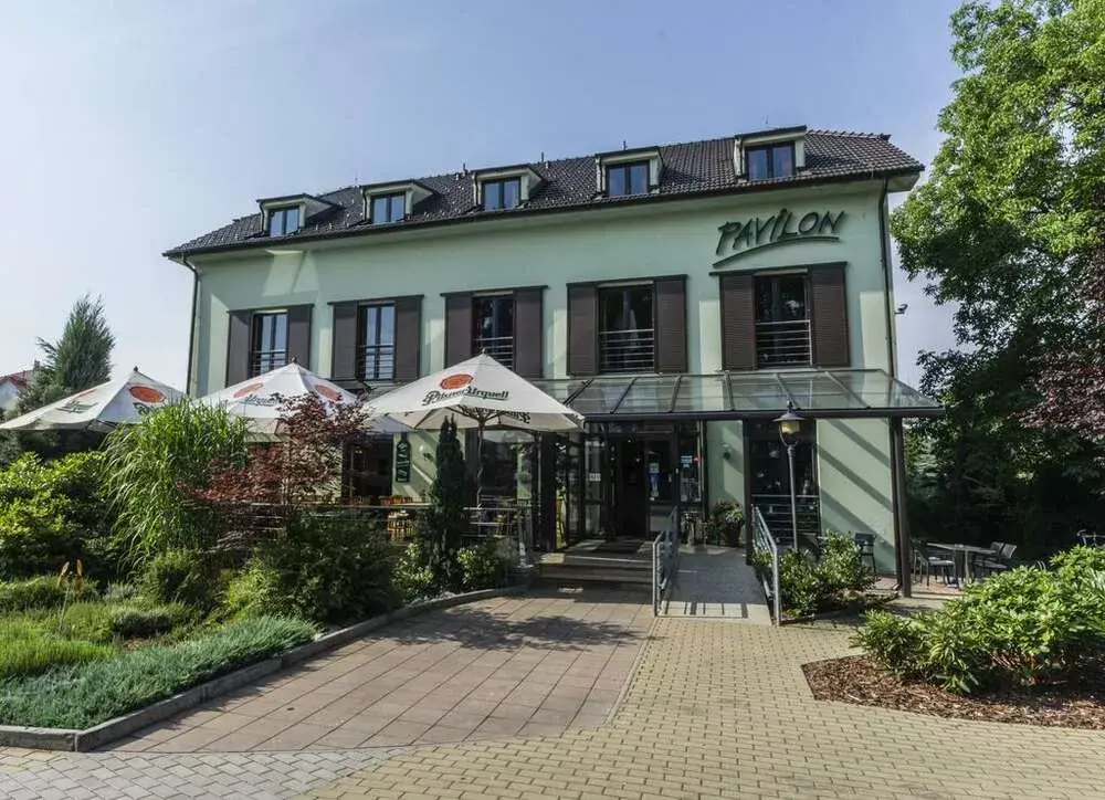 Hotel PAVILON, Říčany