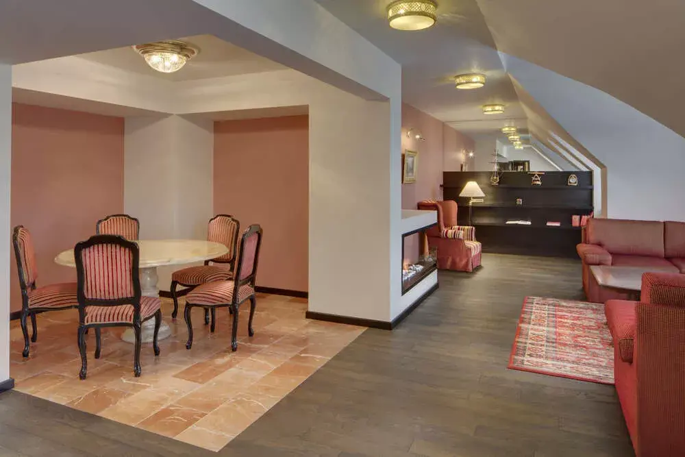 Photo 4 of Hotel Savoy