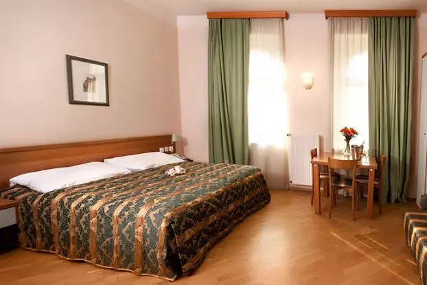 Photo 4 of Residence Select