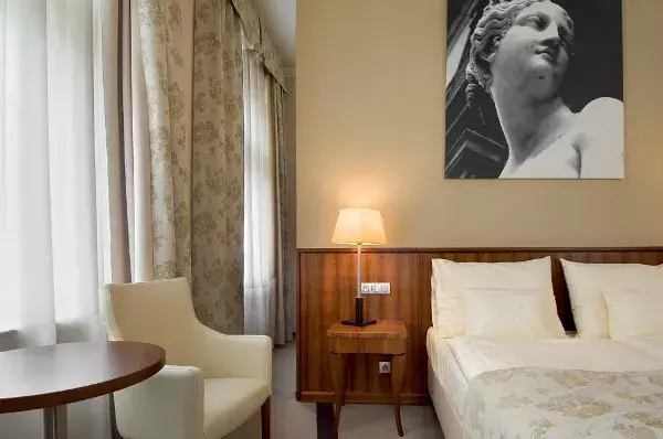 Photo 5 of Hotel Sovereign