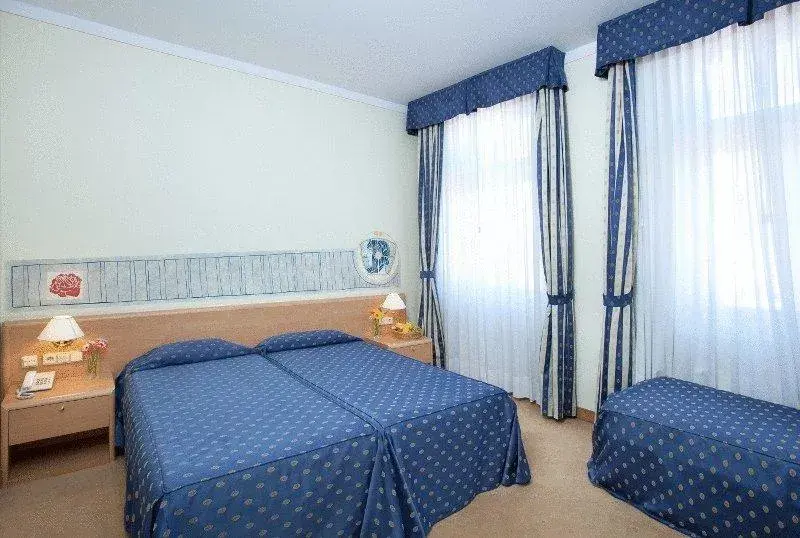 Photo 2 of Hotel Tivoli