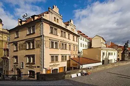 Hotel U Tri Pstrosu, Prague Lesser Town