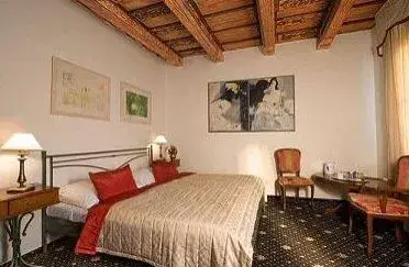 Photo 3 of Hotel U Tri Pstrosu