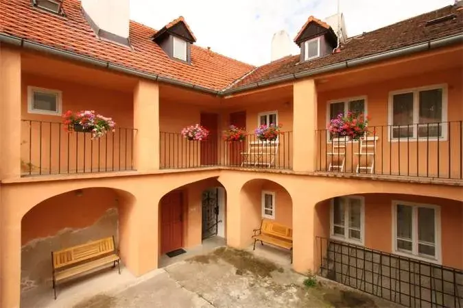 Apartamenty U Zlateho Pluhu, Praga Hradczany