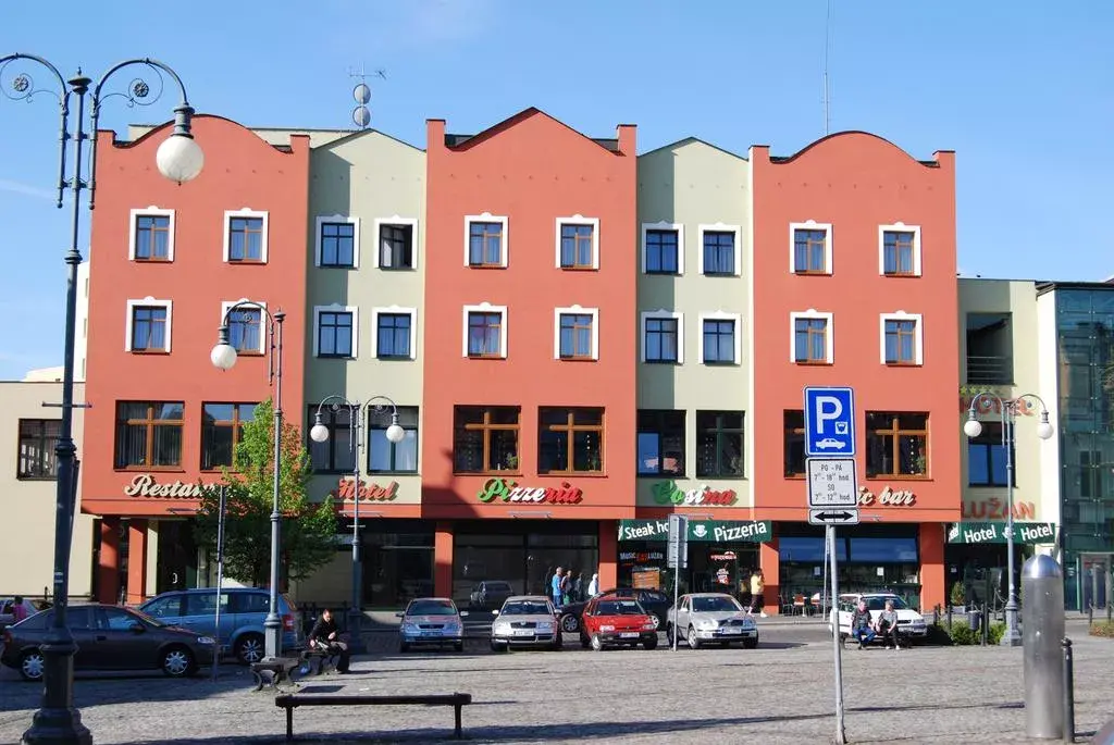 Wellness Hotel Lužan, Rumburk 1