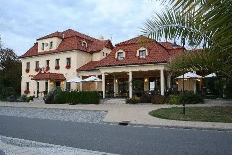 Photo of Hotel Buchlovice