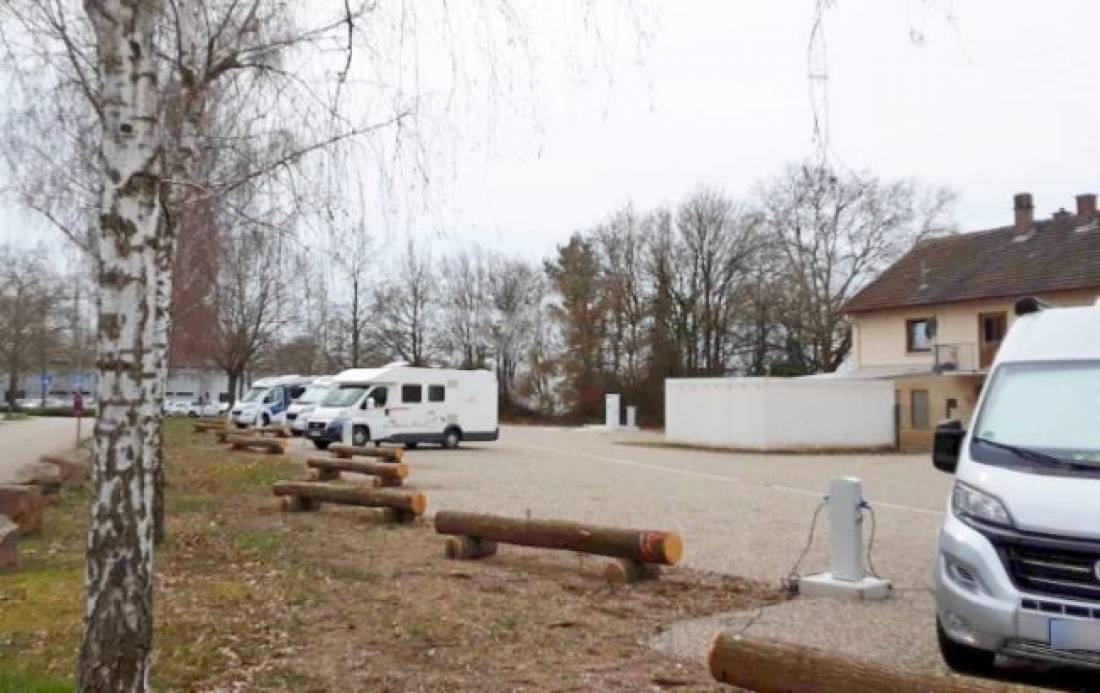Camping Car Park Bühl — Sítio para autocaravanas in Bühl