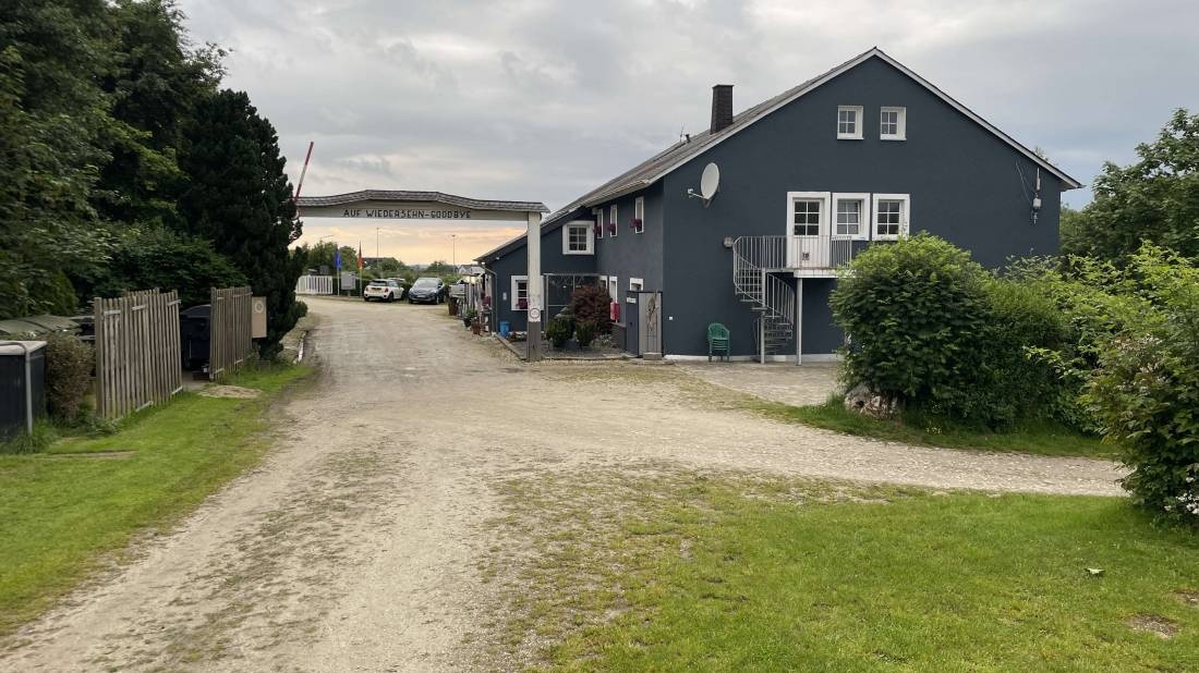Campingplatz Moselhöhe — Sítio de acampamento in Heidenburg