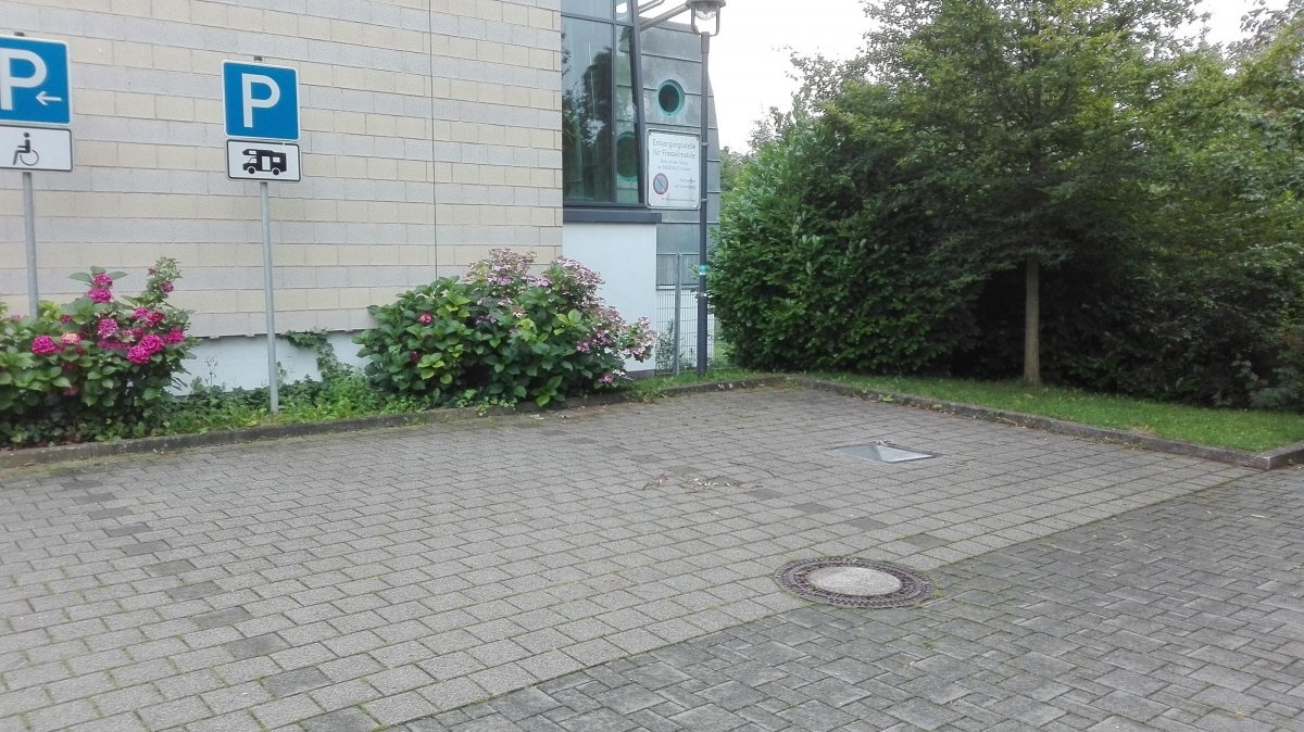 Stellplatz Badehaus Nordhausen — Місце для кемперів in Nordhausen-Salza