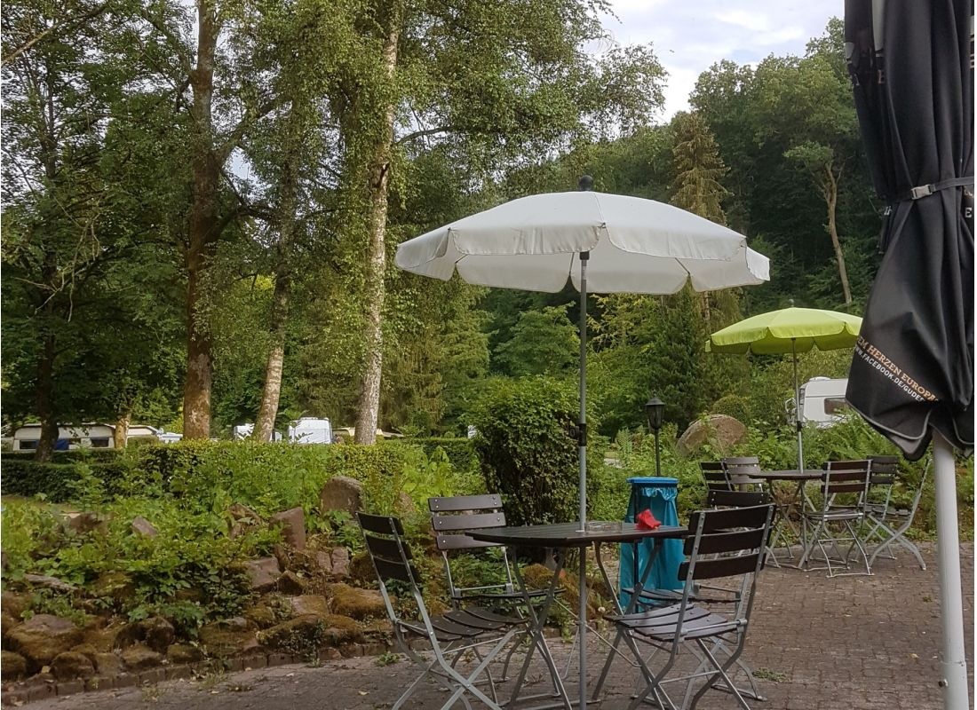 Odenwald Camping Park — Camping in Hirschhorn (Neckar)