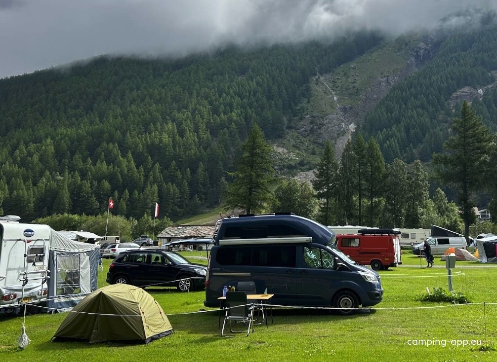 Am Kapellenweg — Kemping in Saas-Fee