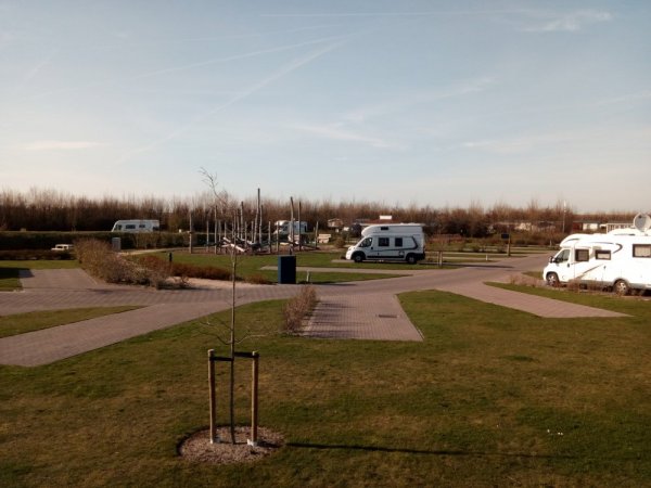 Drive-In Camperpark Ouddorp — Photo 3