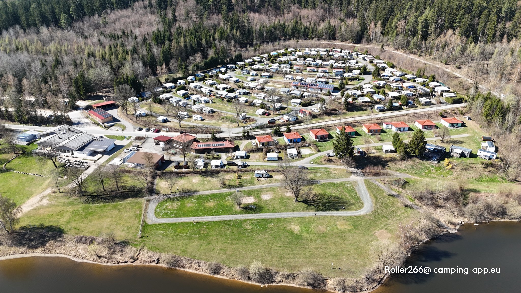 Ferienpark Perlsee — Camping Site in Waldmünchen