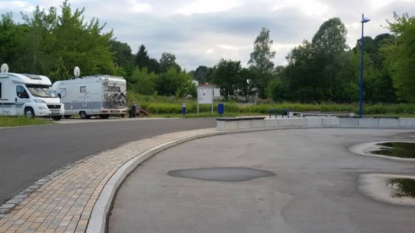 Wohnmobilstellplatz Eisenberg — Photo 3