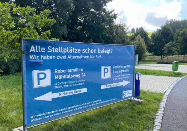 Wohnmobilstellplatz Eisenberg — Foto 3