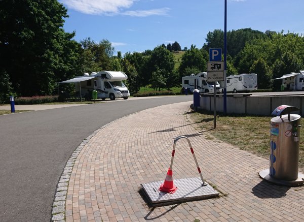 Wohnmobilstellplatz Eisenberg — Foto 4