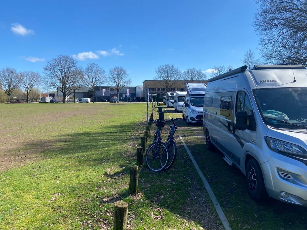 Camperplaats Huizen — Stellplatz in Huizen