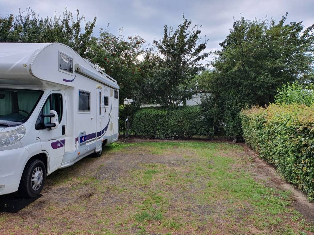 (geschlossen) Stellplatz Marinapark Volendam — Campervan Site in Volendam