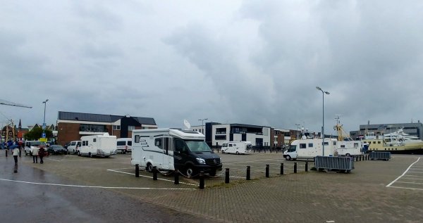 Camperplaats Haven Urk — Photo 6