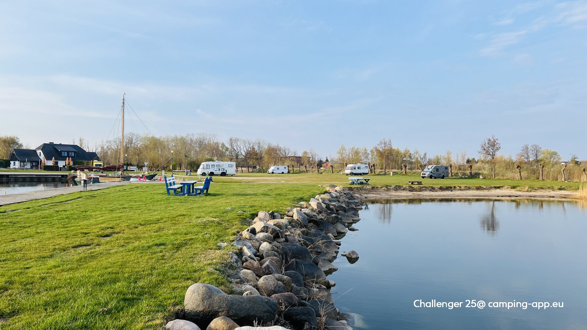 Stellplatz Neuendorf — Campervan Site in Saal