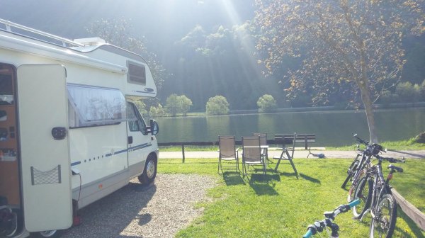 Wohmobilpark am Moselufer Minheim — Photo 2